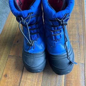 North face kid boy winter boots size 3